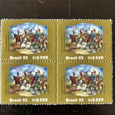 Quadra de Selos Comemorativos do Brasil - Sesquicentenario da Revolução Farroupilha - 1985 - Mint - ref.2241