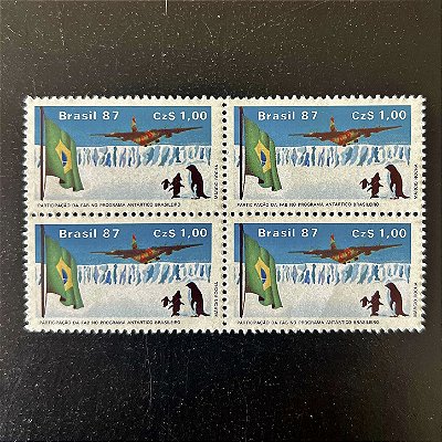 Quadra de Selos Comemorativos do Brasil - Participação da FAB no Programa Antartico Brasileiro - 1987 - Mint - ref.2292