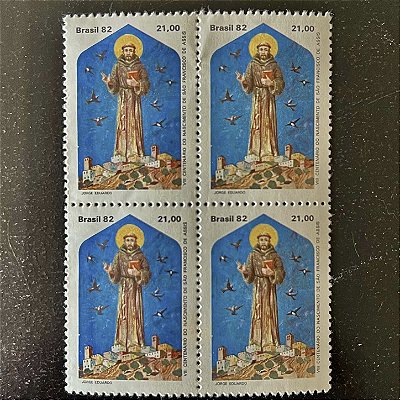 Quadra de Selos Comemorativos do Brasil - VIII Centenario do Nascimento de São Francisco de Assis - 1982 - Mint - ref.2336