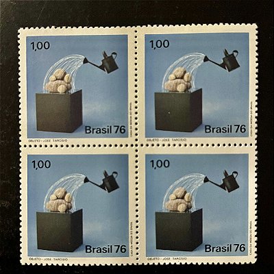 Quadra de Selos Comemorativos do Brasil - Artes Plasticas Contemporaneas no Brasil - 1976 - Novo - ref.2415