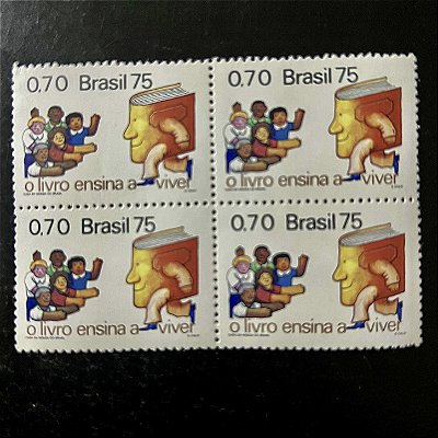 Quadra de Selos Comemorativos do Brasil - Dia do Livro - 1976 - Mint - ref.2431