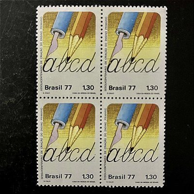 Quadra de Selos Comemorativos do Brasil -Sesquicentenário de Criação do Ensino Primário Oficial - 1977 - Mint - ref.2438
