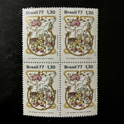 Quadra de Selos Comemorativos do Brasil - Dia Nacional de Ação de Graças - 1977 - Mint - ref.2440