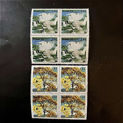 02 Quadras de Selos do Brasil - Defesa do Meio Ambiente - Parque Nacional do Iguaçu - 1978 - Mint - ref.2547