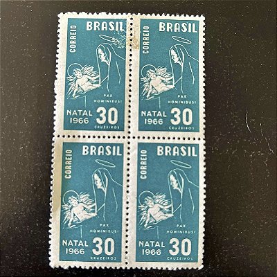 Quadra de Selos Comemorativos do Brasil - Natal 1966 - Novo - ref.2551