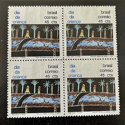 Quadra de Selos Comemorativos do Brasil - Dia da Criança - 1971 - Novo - ref.2558