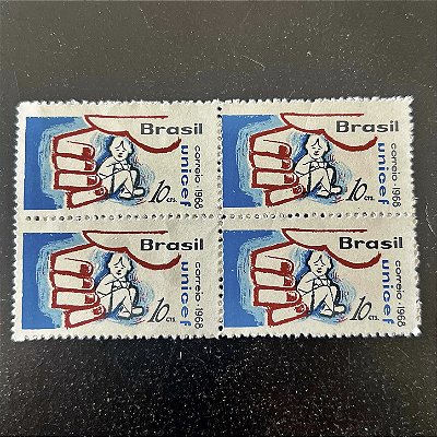 Quadra de Selos Comemorativos do Brasil - Fundo das Nações Unidas para a Infancia - 1967 - Novo - ref.2570
