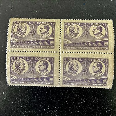 Quadra de Selos Comemorativos do Brasil - Inauguração da Ponte Internacional Entre Uruguaiana e Argentina - 1946 - Novos - ref.2834