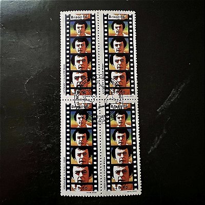 Quadra de Selos Comemorativos do Brasil - Homenagem a Glauber Rocha - 1986 - com carimbo comemorativo - ref.2945