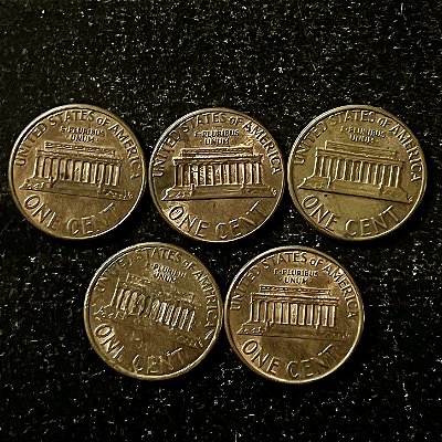 05 Moedas Estrangeiras - USA 1 Centimo - 1984-1994-1995-1991-1979 - Mbc - ref.3192