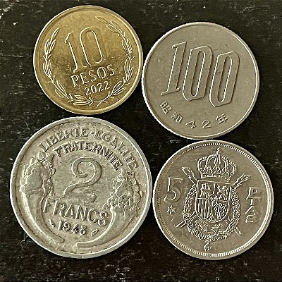 04 Moedas Estrangeira - França 1948 - Espanha 1975 - Chile 2022 - Japão 1967 - Mbc - ref.3249