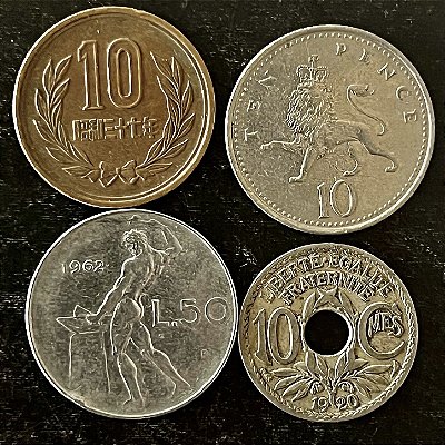 04 Moedas Estrangeira - França 1920 - Reino Unido 1996 - Italia 1962 - Japão 1962 - Mbc - ref.3251