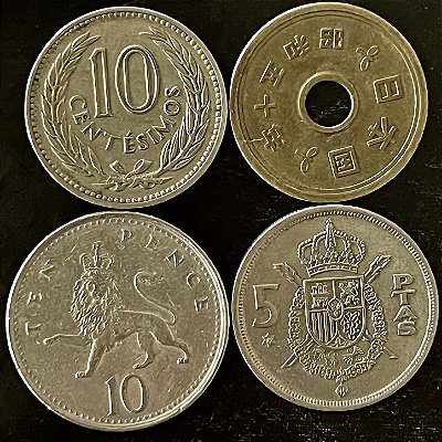 04 Moedas Estrangeira - Japão 1975 - Espanha 1975 - Reino Unido 1992 - Uruguai 1953 - Mbc - ref.3255
