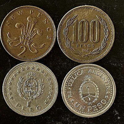 04 Moedas Estrangeira - Reino Unido 1971 - Chile 1996 - Argentina 1960 - Uruguai 1960 - Mbc - ref.3256