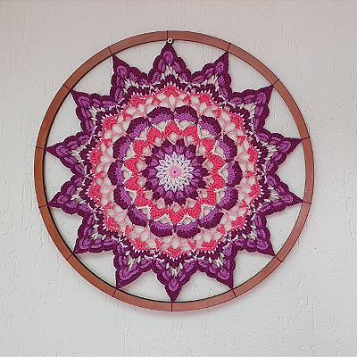 Mandala Intuição  40cm  (Crochê)  Roxa