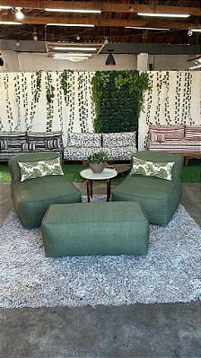 Conjunto Puff M Standard + 1 Peseira + 2 Almofadas verde