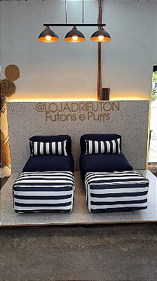 Conjunto Puff M Premium Azul Marinho + 2 Peseiras + 2 Almofadas Listrados
