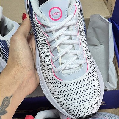 Tênis Olympikus Feminino – Conforto, Estilo e Desempenho 👟✨
