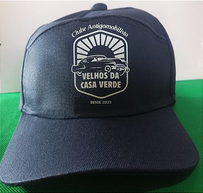 Boné do Clube com o novo Símbolo-Cor Azul