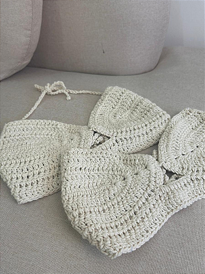 Cropped crochê camila com detalhe barrado