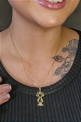 Colar Com Pingente De Menina Banhado Em Ouro 18k