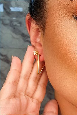 Brinco Argola De Triângulo Banhado Em Ouro 18k