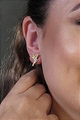 Brinco Fé Com Zircônias Banhado Em Ouro 18k