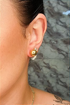 Brinco De Bola Lisa Banhado Em Ouro 18k