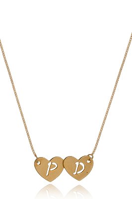 Colar Personalizado De Corações E Iniciais Vazadas No Meio