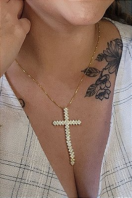 Colar Com Cruz Banhado Em Ouro 18k