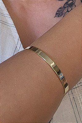 Bracelete Liso Largo Banhado Em Ouro 18k