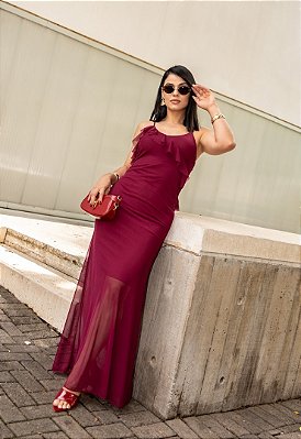 Vestido Longo Bordô com Detalhes em Camadas