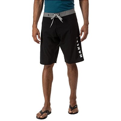 Bermuda Oakley Active Boardshort Masculina Preto