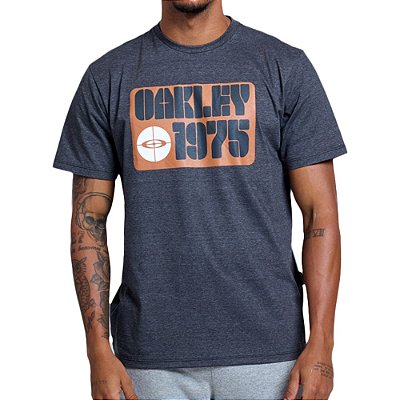 Camiseta Oakley Heritage Skull Graphic WT23 Masculina Preto - Radical Place  - Loja Virtual de Produtos Esportivos