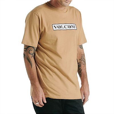 Camiseta Volcom Dual Stone WT24 Masculina Caramelo