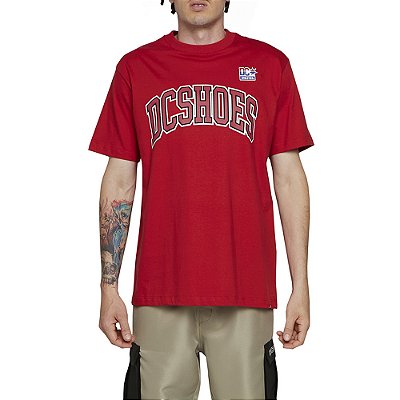 Camiseta DC Shoes Showtime WT24 Masculina Vermelho