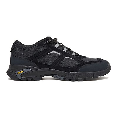 Tênis Oakley Sierra Terrain SM26 Masculina Blackout