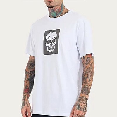Camiseta MCD Caveira Vazada SM26 Masculina Branco