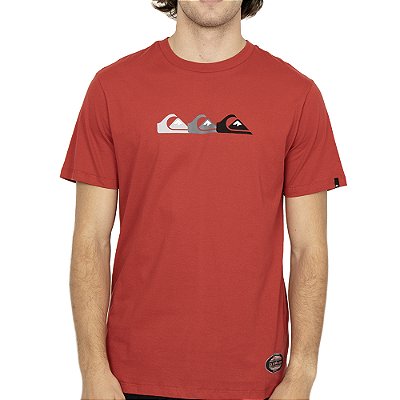 Camiseta Quiksilver Emb Three Logo SM26 Masculina Vermelho