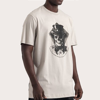 Camiseta MCD Aviamentação Caveira SM26 Masculina Bege Poeira