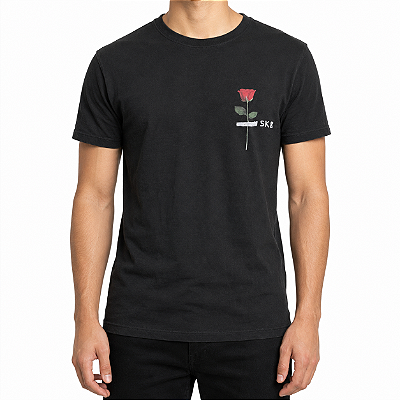 Camiseta Osklen Slim Vintage SK8 Rose Masculina Preto
