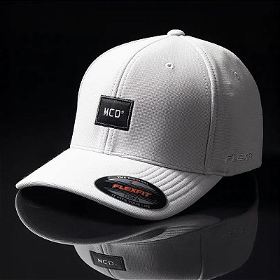 Boné MCD Aba Curva Flexfit MCD SM26 Cinza Claro