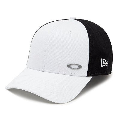 Boné Oakley Tinfoil Cap New Era Branco/Preto