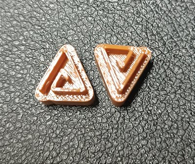 Carimbos Espirais: Design de Triângulo Espiral Pequeno- Modelo E028