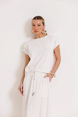 BLUSA COM PESPONTO CONTRASTANTE ESSENTIAL