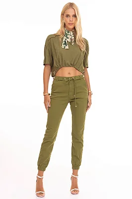 CALÇA JOGGER COM MARTINGALE