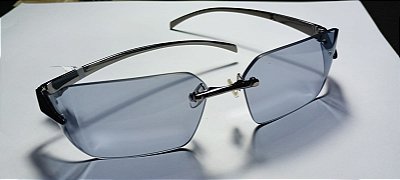 Óculos Solar Light Flutuante com lentes Cosméticas