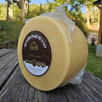 Queijo Carnielli Parmesão Suave (2,7 kg)