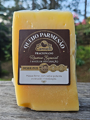 Queijo Carnielli Parmesão Reserva Especial (188gr)