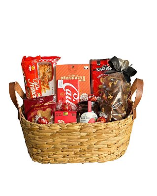 Cesta de Café da Manhã Gourmet com Doces e Snacks